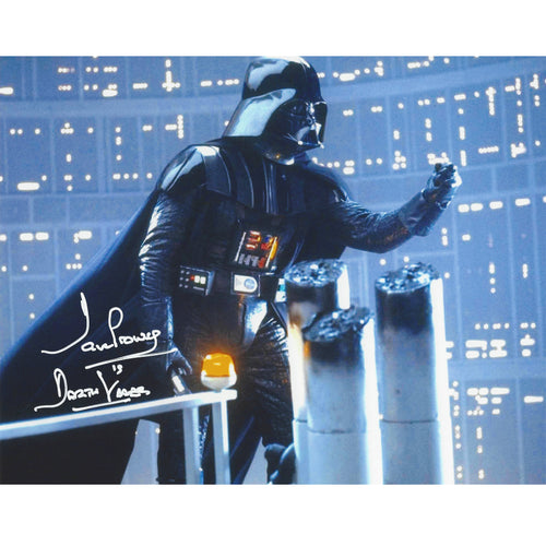 Darth Vader 10x8 Photograph signed by Dave Prowse